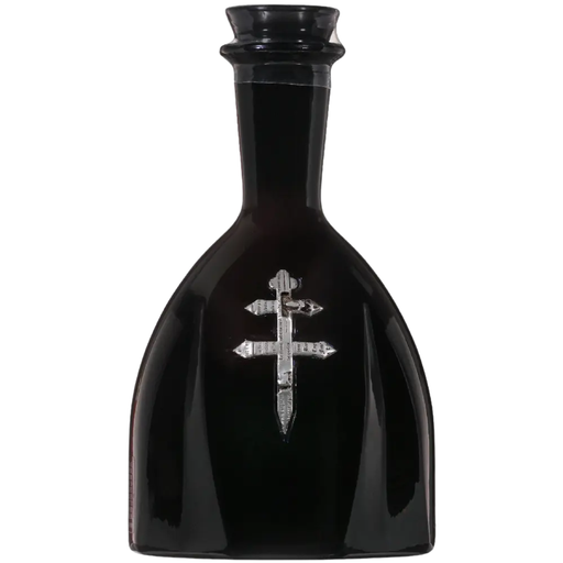 D'usse Cognac XO Bottle White Background
